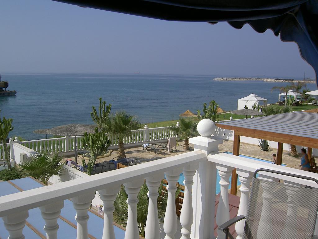 Zygi Beachfront Villa Exteriér fotografie